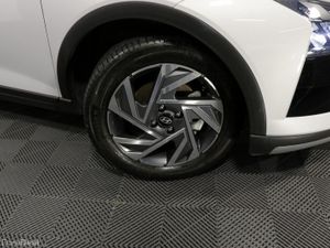 Hyundai Bayon AUTOMATIC EXECUTIVE 1.0L PETROL ESTA - Image 3