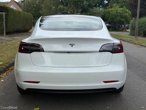 211 Tesla Model 3 Long Range - Image 3