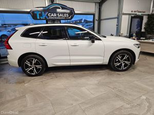 21  VOLVO XC60 2.0TD B4 R-DESIGN MHEV 197BHP - Image 2