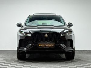 Jaguar F-Pace R-DYNAMIC HSE BLACK - Image 2