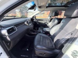 Kia Sorento 2016 Diesel Mint Condition - Image 3