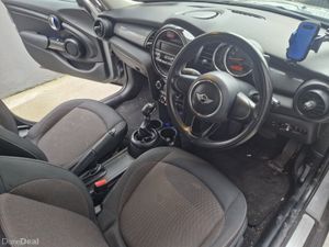Mini Cooper AUTO , WARRANTY ,FINANCE ,VERY LOW KMS - Image 3