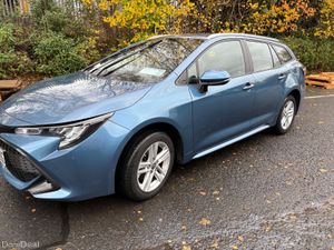 TOYOTA COROLLA/2022/IRISH CAR / 1.8 PETROL HYBRID - Image 2