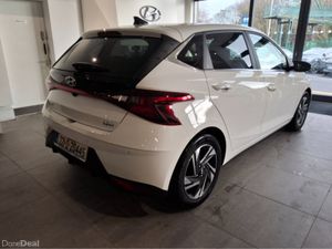 Hyundai i20 DELUXE PLUS 1.2 Petrol - Only 14,000 K - Image 2