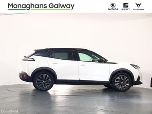 Peugeot 2008 GT PREMIUM  *HIGHEST SPEC* - Image 3