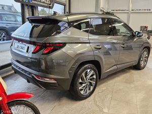 222 HYUNDAI TUCSON EXECUTIVE PLUS - Image 2