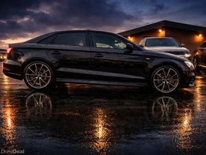 172 Audi A3 1.6 TDI SLINE BLACK EDITION Saloon - Image 3