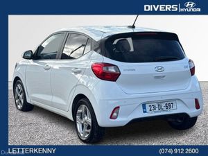 Hyundai i10 Deluxe - Image 2