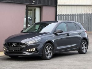 Hyundai i30 I 30 DELUXE 1.6 DIESEL HIGH SPEC - Image 2