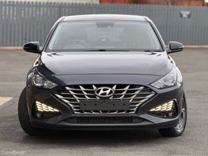 Hyundai i30 I 30 DELUXE 1.6 DIESEL HIGH SPEC - Image 3