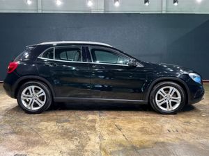 Mercedes-Benz GLA 1.6L AUTOMATIC - SUNROOF - REVER - Image 3