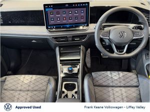 Volkswagen Tiguan R-LINE - BLACK PACK - Image 2