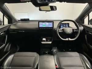 MG MG4 Trophy EV 64kWh 203BHP - Reversing Camera - - Image 3