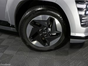 Hyundai KONA ELECTRIC PLATINUM EX DEMO 64 KwH EV - Image 4