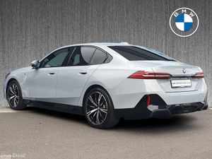 BMW i5 eDrive40 M Sport Saloon - Image 3