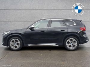 BMW iX1 eDrive20 xLine - Image 4