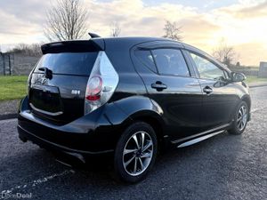 2014 Toyota Aqua, Automatic, 1.5 Petrol Hybrid - Image 3