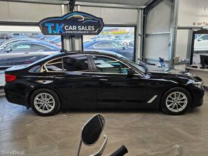 18 BMW 520 D SE EDITION - Image 2