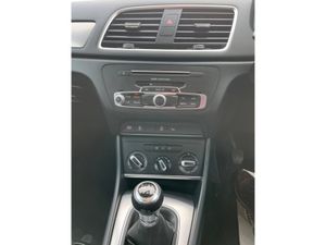 Audi Q3 2.0 TDI 120 SE 4DR - Image 2