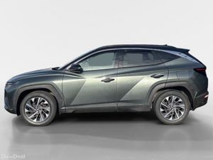 Hyundai Tucson 2WD Executive Plus w 2 Tone Roof - Image 3