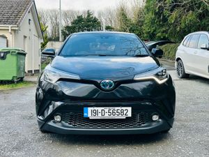TOYOTA CH-R 2019  PETROL HYBRID  AUTOMATIC 🔥 - Image 2