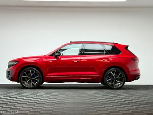 Volkswagen Touareg R V6 3.0 TSI PHEV 462HP - Image 4