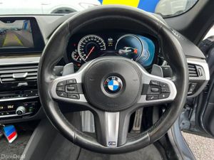 BMW 5-Series 523d M-SPORT COMPETITION 2.0 D // HEA - Image 4