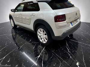 2017 Citroen C4 Cactus 1.2 PureTech 75 Touch - Image 2