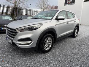 2016 (161) Hyundai Tucson 1.7 D Comfort - Image 3