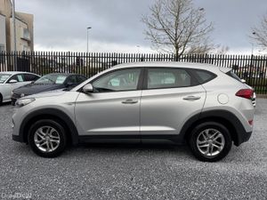 2016 (161) Hyundai Tucson 1.7 D Comfort - Image 4