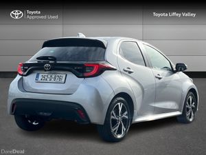 Toyota Yaris Yaris Hybrid  LUNA SPORT - Image 2