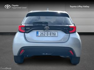 Toyota Yaris Yaris Hybrid  LUNA SPORT - Image 4