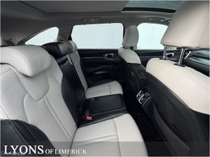 Kia Sorento 1.6 PHEV K3 4X4 7 seats - Image 4