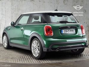 Mini Cooper 3-Door Cooper Exclusive - Image 2