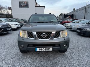 2006 Nissan Pathfinder 2.5 Xtreme Plus - Image 2