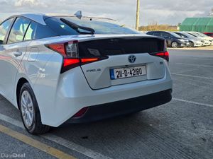 Toyota Prius 2021 Hybrid Automatic Dublin - Image 4
