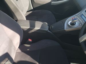 2015 toyota prius hybrid - Image 3