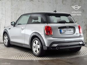 Mini Cooper 3-Door Cooper Classic - Image 2