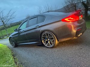 BMW 5-Series 2018 m sport - Image 4