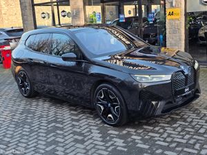 2023 BMW IX XDRIVE40 M-SPORT. - Image 4