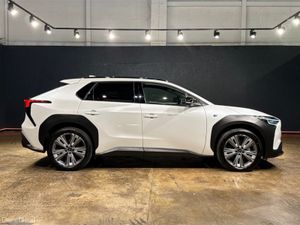 Subaru Solterra TOURING - Image 3