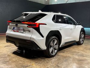 Subaru Solterra TOURING - Image 4