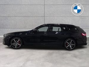 BMW i5 eDrive40 M Sport Pro Touring - Image 4