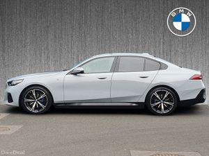 BMW i5 eDrive40 M Sport Saloon - Image 4