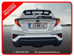 Toyota C-HR HYBRID SPORT BI-TONE 4DR - Image 4