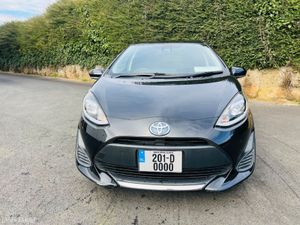 Toyota Aqua 1.5 HYBRID - Image 4