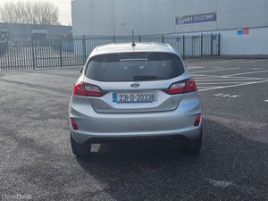 Ford Fiesta 1.0 PETROL, TITANIUM MODEL, LOW MILEAG - Image 3