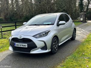 2021 Toyota Yaris 5 Baksp 210 - Image 2