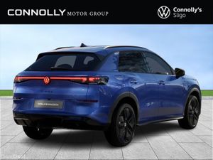 Volkswagen T-Roc RLINE 1.5TSI 150HP AUTO *NEW MODE - Image 2