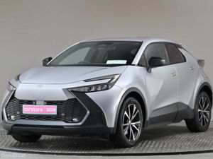 Toyota C-HR 2.0 DESIGN PHEV **SAT NAV**REVERSE CAM - Image 3